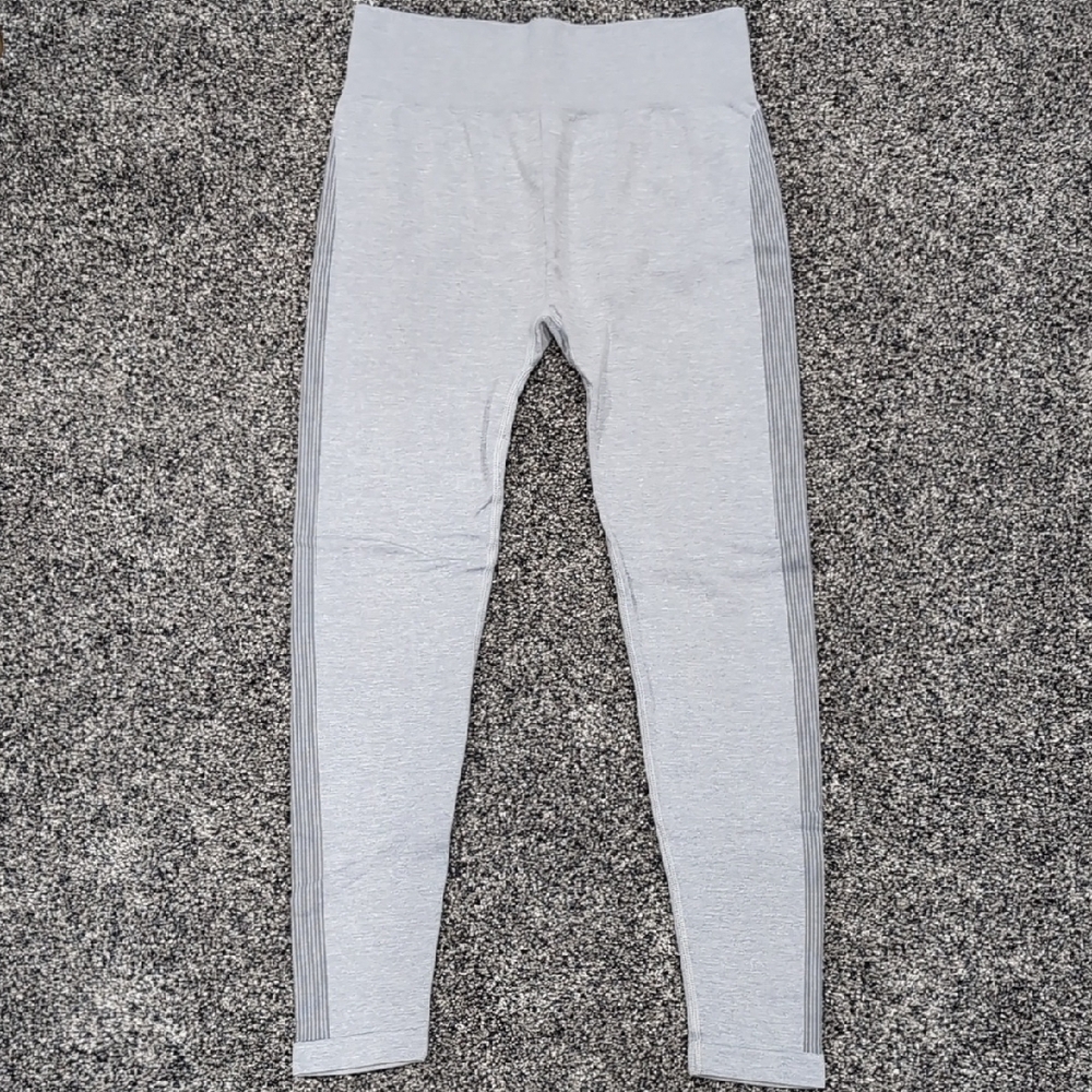 Seamless Gray Leggings